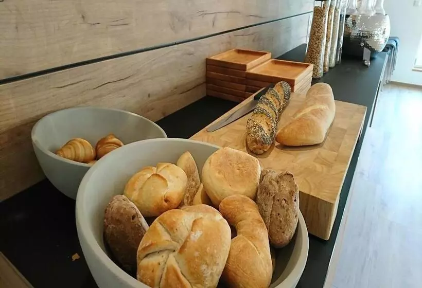 Hotelli Restaurant Kochschule Rössle