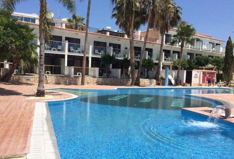 בית מלון כפרי Thomas Apartments