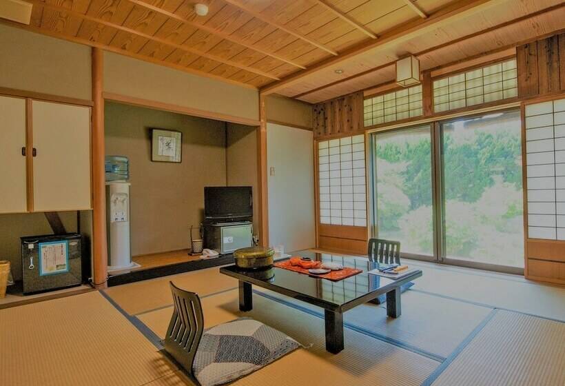 ריוקאן Yuhigaura Onsen Konoya