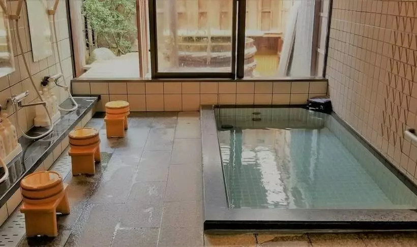 ریوکان Yuhigaura Onsen Konoya