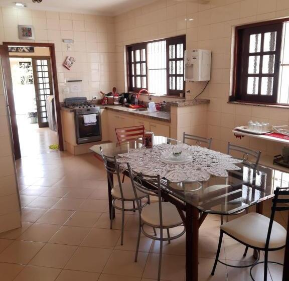 Casa Beatles Hostel Bauru