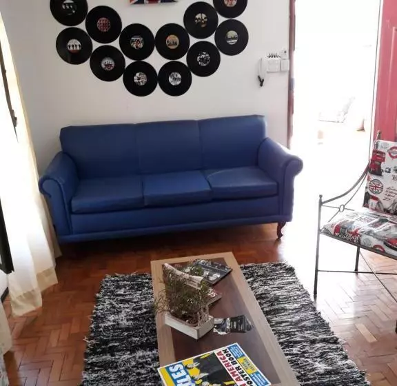 Casa Beatles Hostel Bauru