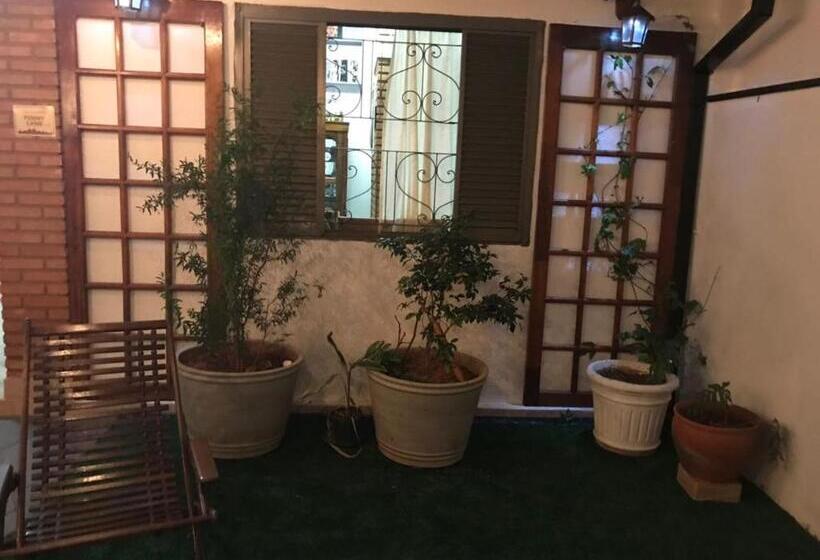 Casa Beatles Hostel Bauru