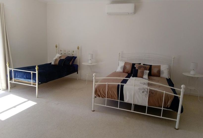 مبيت وإفطار Hilltop Escape