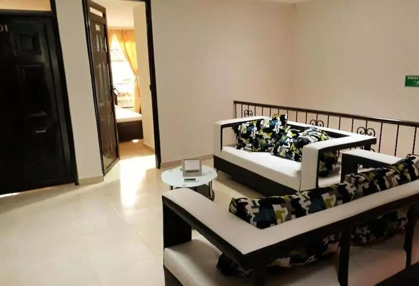 ホテル Dulces Sueños