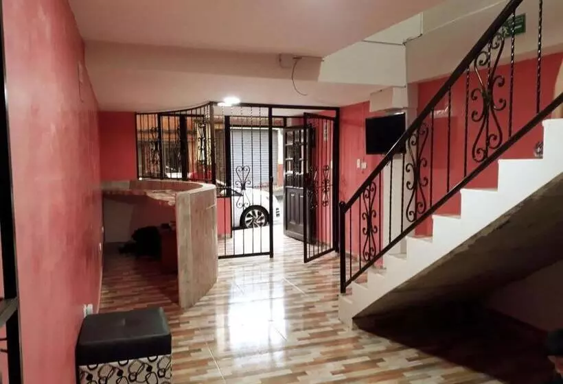 ホテル Dulces Sueños