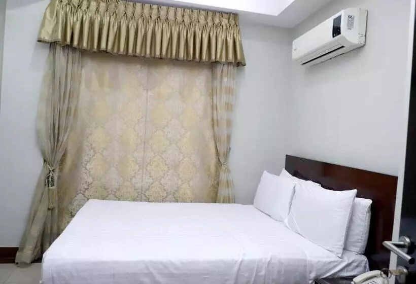 هتل Multan Continental