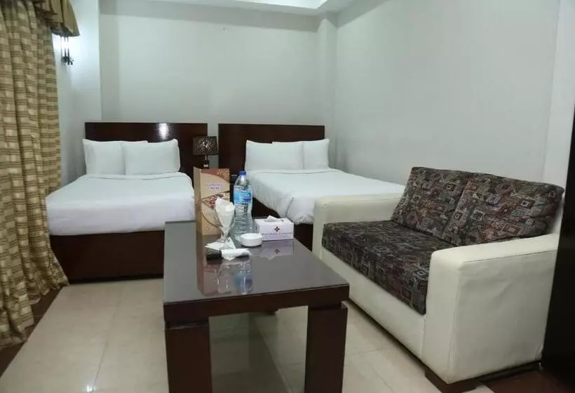 هتل Multan Continental