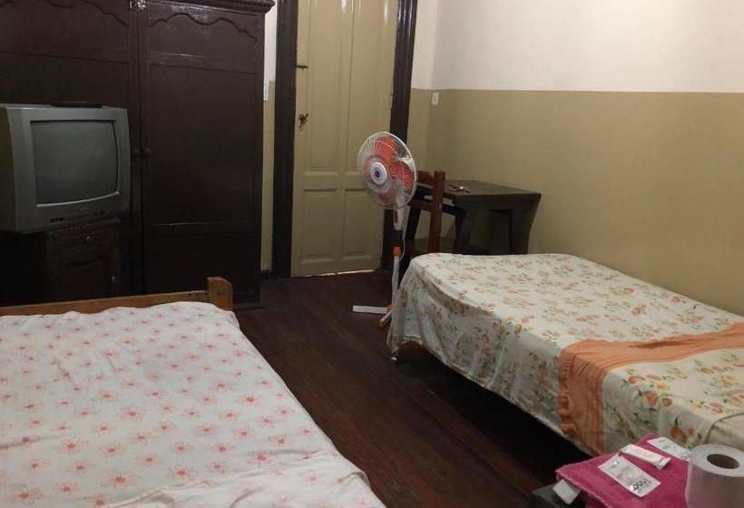 هتل Provincial Del Once