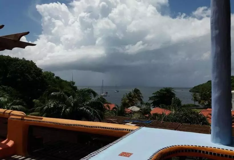 هتل Reef View Pavilions   Villas & Condos