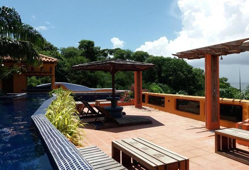 هتل Reef View Pavilions Villas & Condos