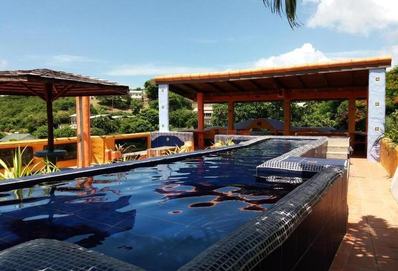 هتل Reef View Pavilions Villas & Condos