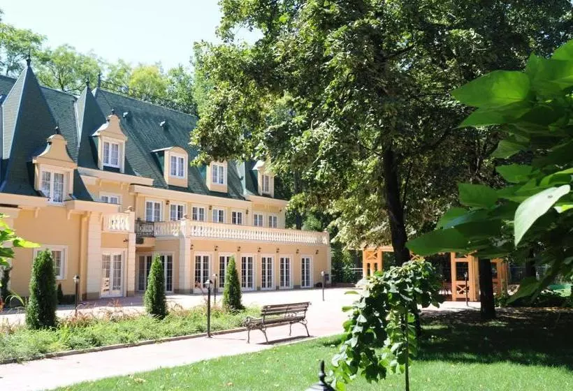 هتل Vila Park
