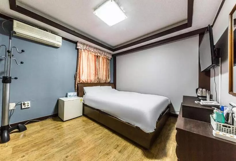 Keumkang Motel