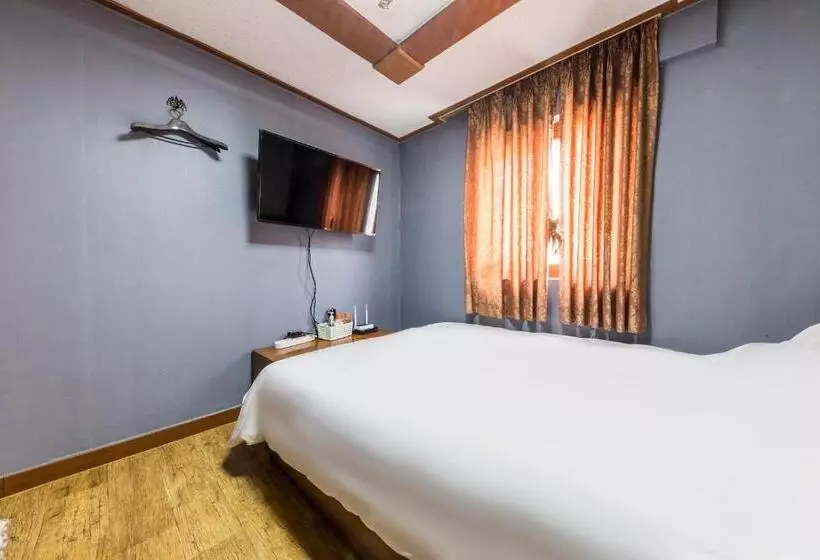 Keumkang Motel
