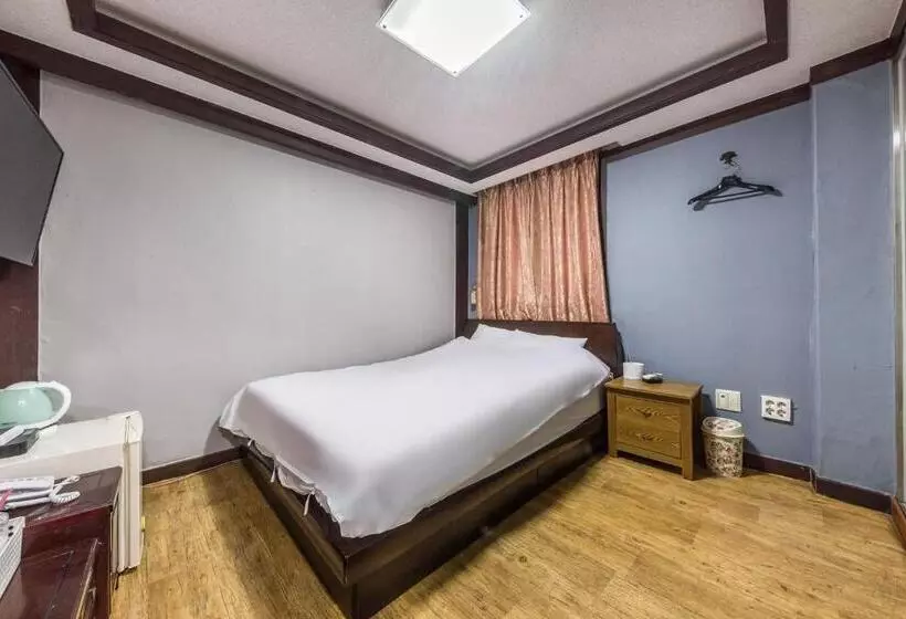 Keumkang Motel
