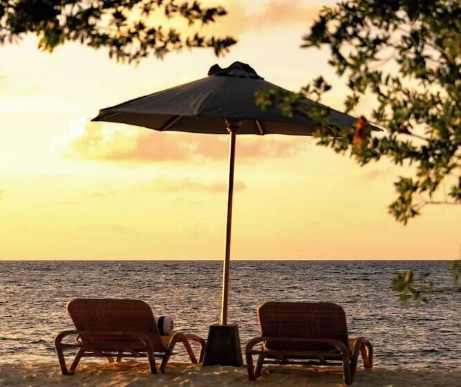 هتل Cocomo Maldives