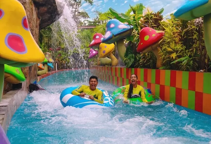 هتل Hostería D Carlos Aqua Park