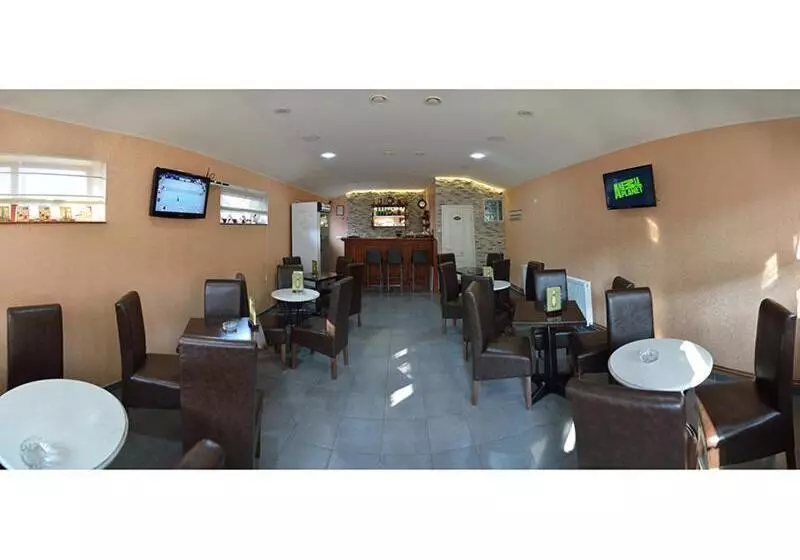تختخواب و صبحانه Bed&breakfast Intermezzo Caffe