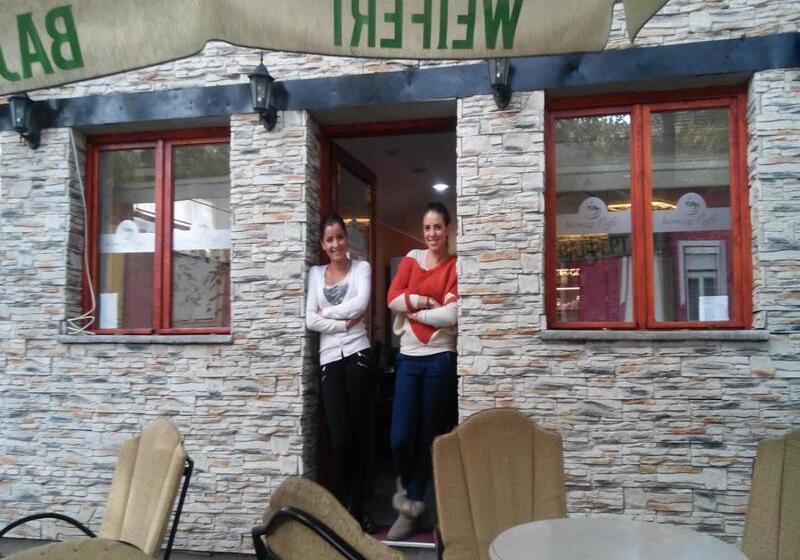 تختخواب و صبحانه Bed&breakfast Intermezzo Caffe