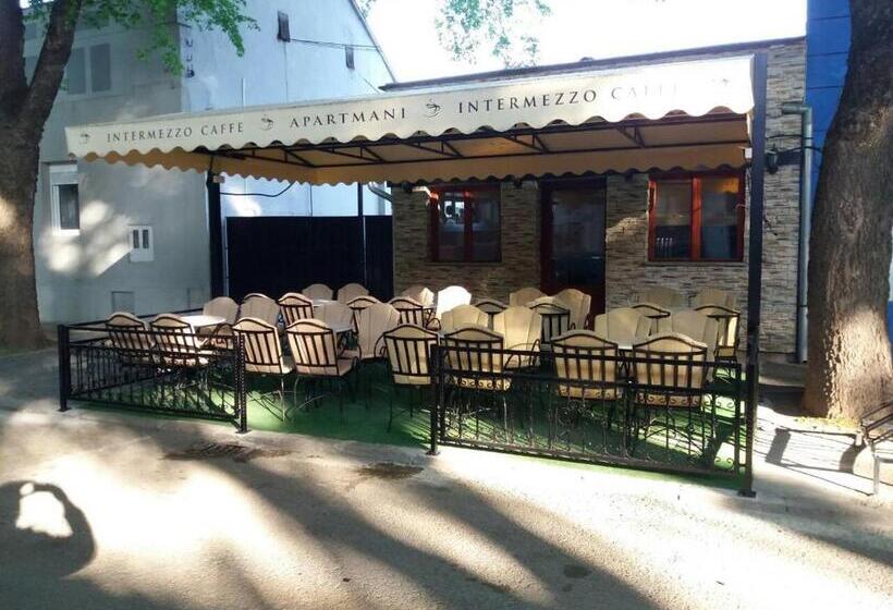 تختخواب و صبحانه Bed&breakfast Intermezzo Caffe