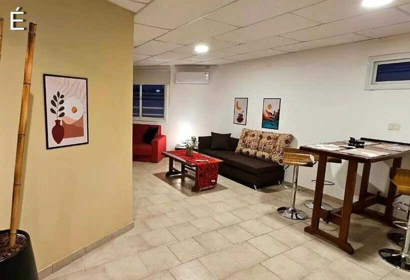 Eclat Suites Hotel Boutique