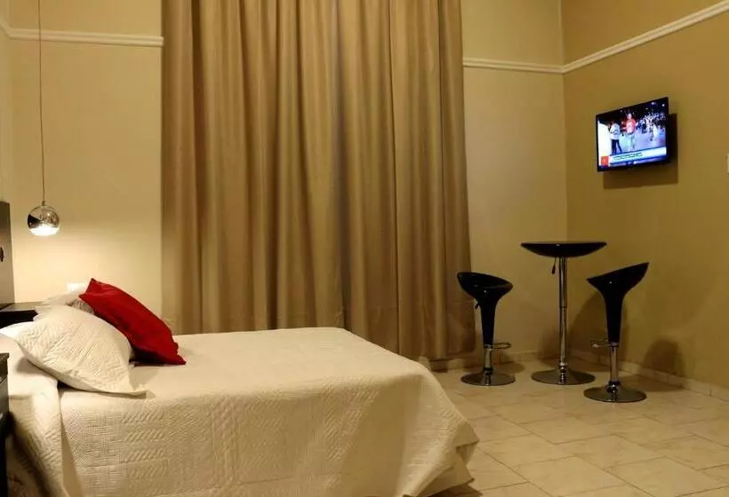 Eclat Suites Hotel Boutique