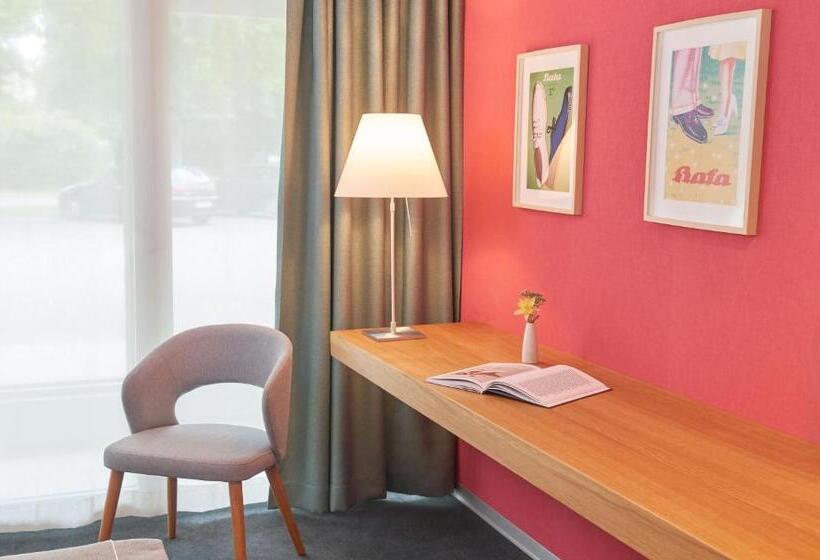 בית מלון כפרי Bata Club Haus