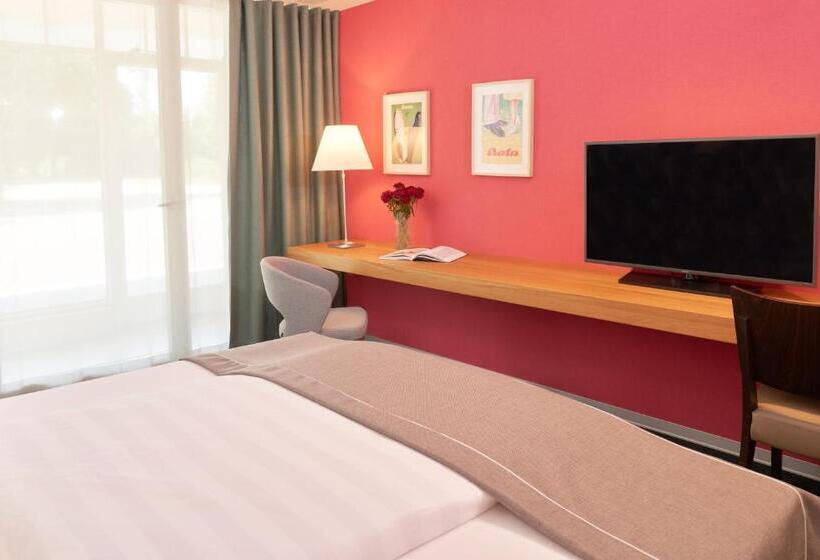 בית מלון כפרי Bata Club Haus