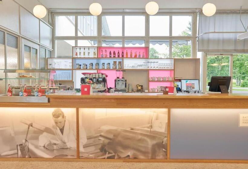 בית מלון כפרי Bata Club Haus