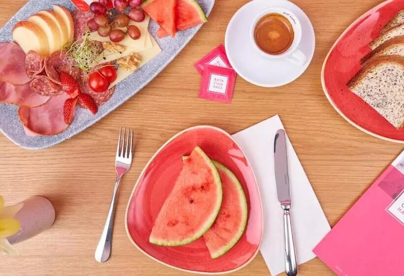 ホテル Bata Club Haus