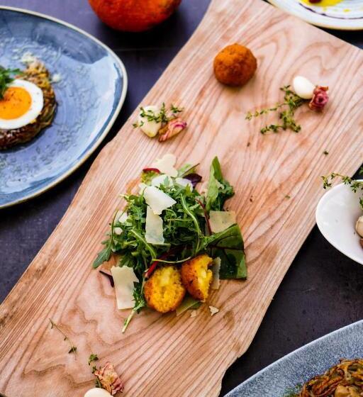 בית מלון כפרי Bata Club Haus