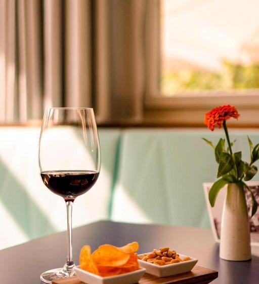 בית מלון כפרי Bata Club Haus