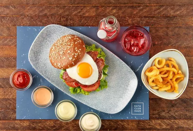 ホテル Bata Club Haus