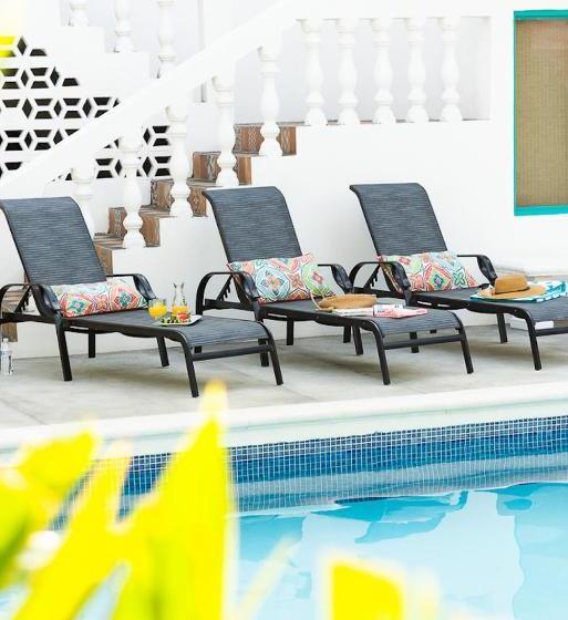 هتل Bird Of Paradise