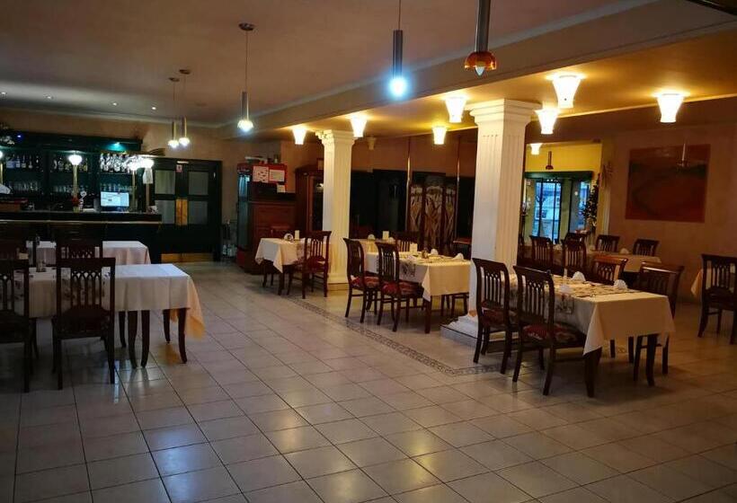 בית מלון כפרי Mladosť