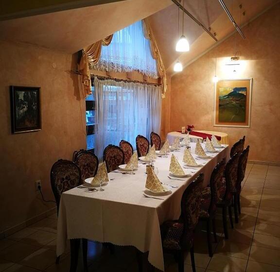 בית מלון כפרי Mladosť