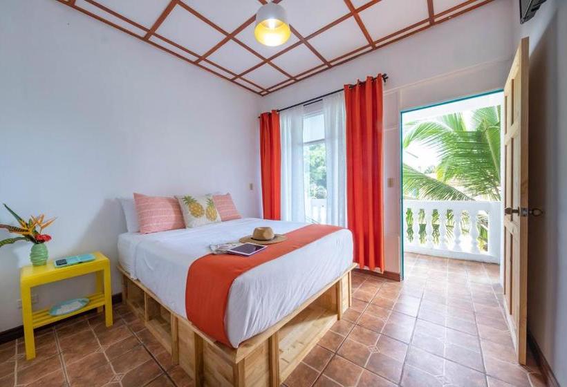 هتل Bird Of Paradise