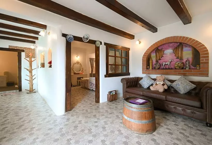 Swiss Valley Hip Resort