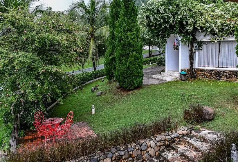 Swiss Valley Hip Resort