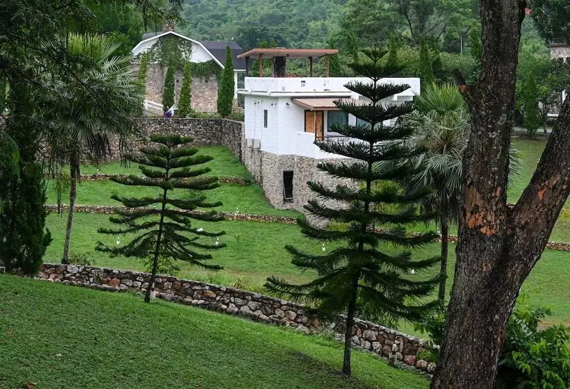 Swiss Valley Hip Resort