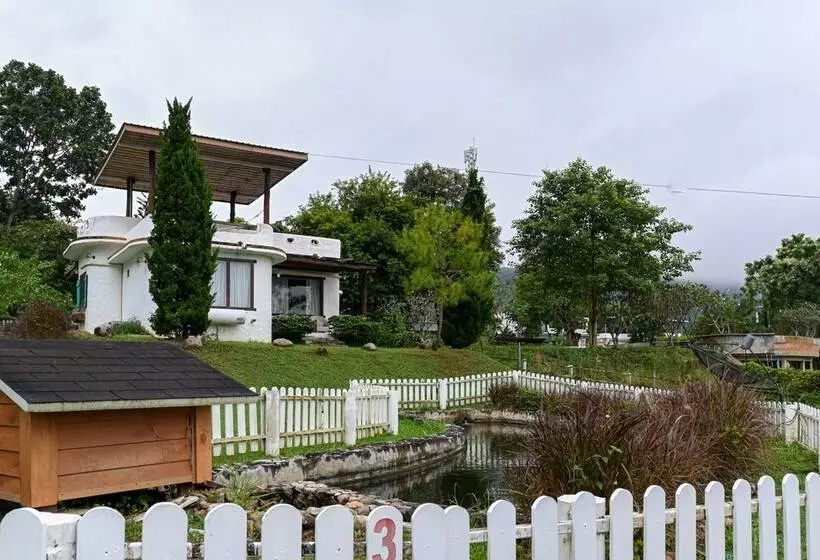 Swiss Valley Hip Resort