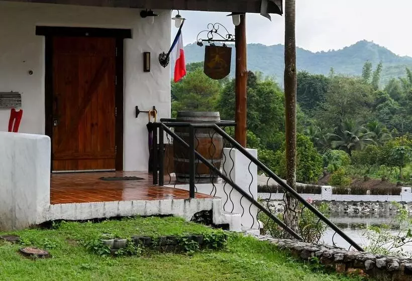 Swiss Valley Hip Resort