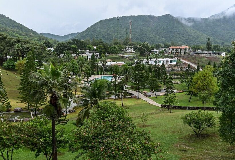 Swiss Valley Hip Resort