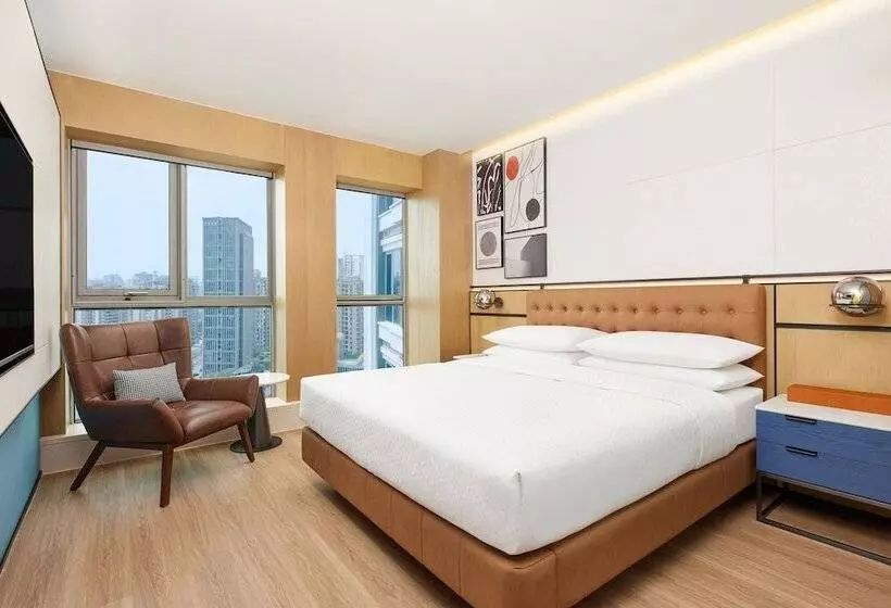 ホテル Four Points By Sheraton Chongqing North Railway Station