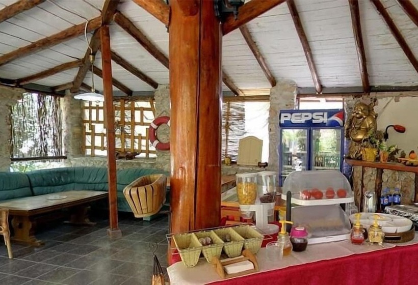 ユースホステル Jakuzzi