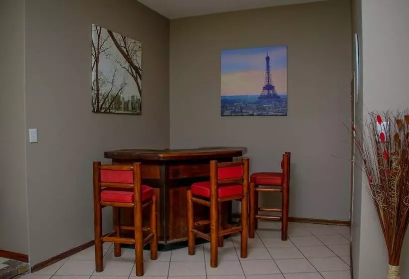 Aamiaismajoitus (B&B) Waterfall Guesthouse