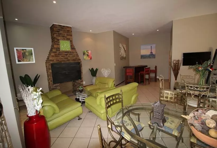 Aamiaismajoitus (B&B) Waterfall Guesthouse