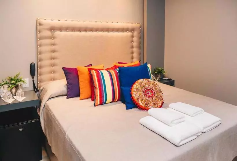 Hotelli Lg Golden Suites