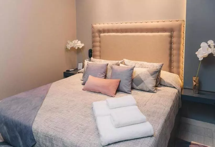 Hotelli Lg Golden Suites